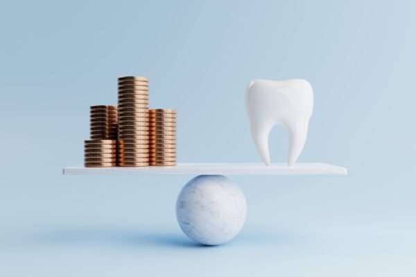 Denture Financing in Dallas, TX | Free Implant Denture Consults